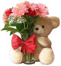 teddy with flowers